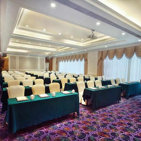 Huizhou Jinhuayue International Hotel Exterior foto