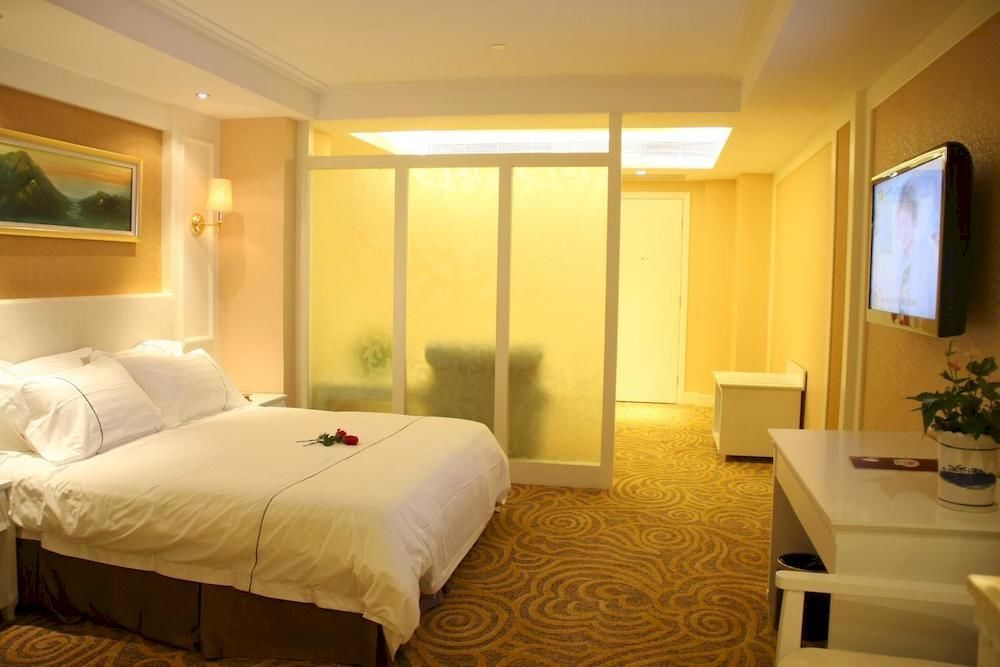 Huizhou Jinhuayue International Hotel Exterior foto