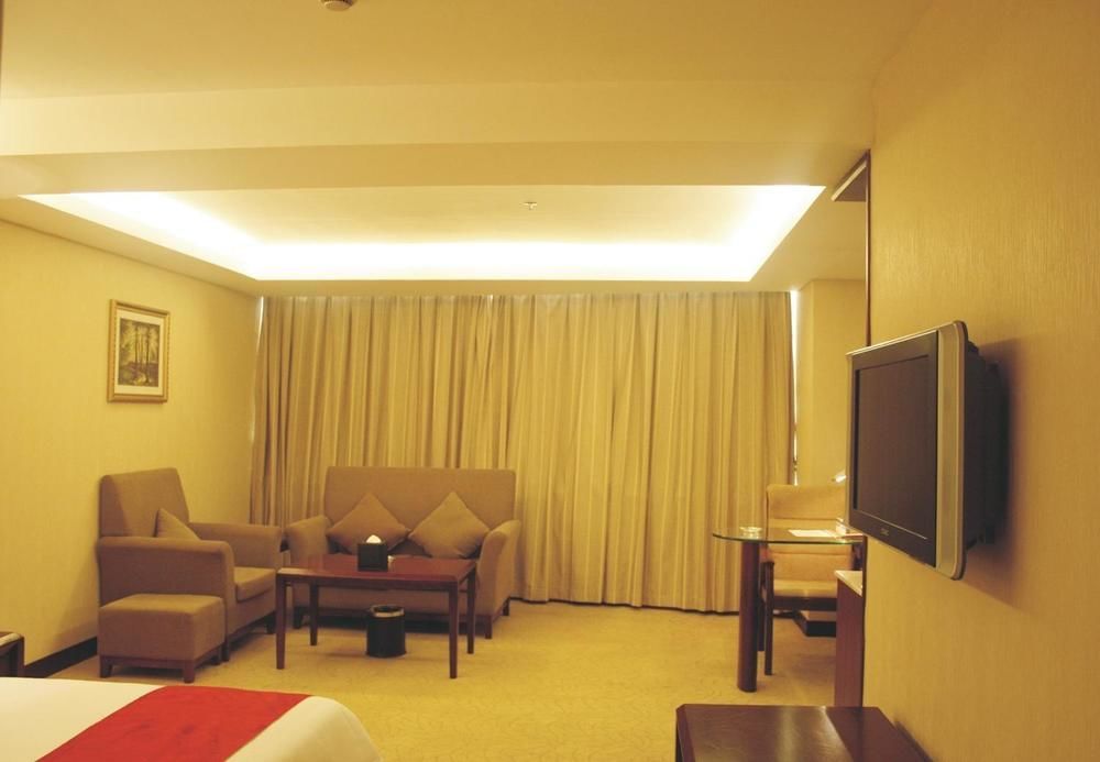 Huizhou Jinhuayue International Hotel Exterior foto