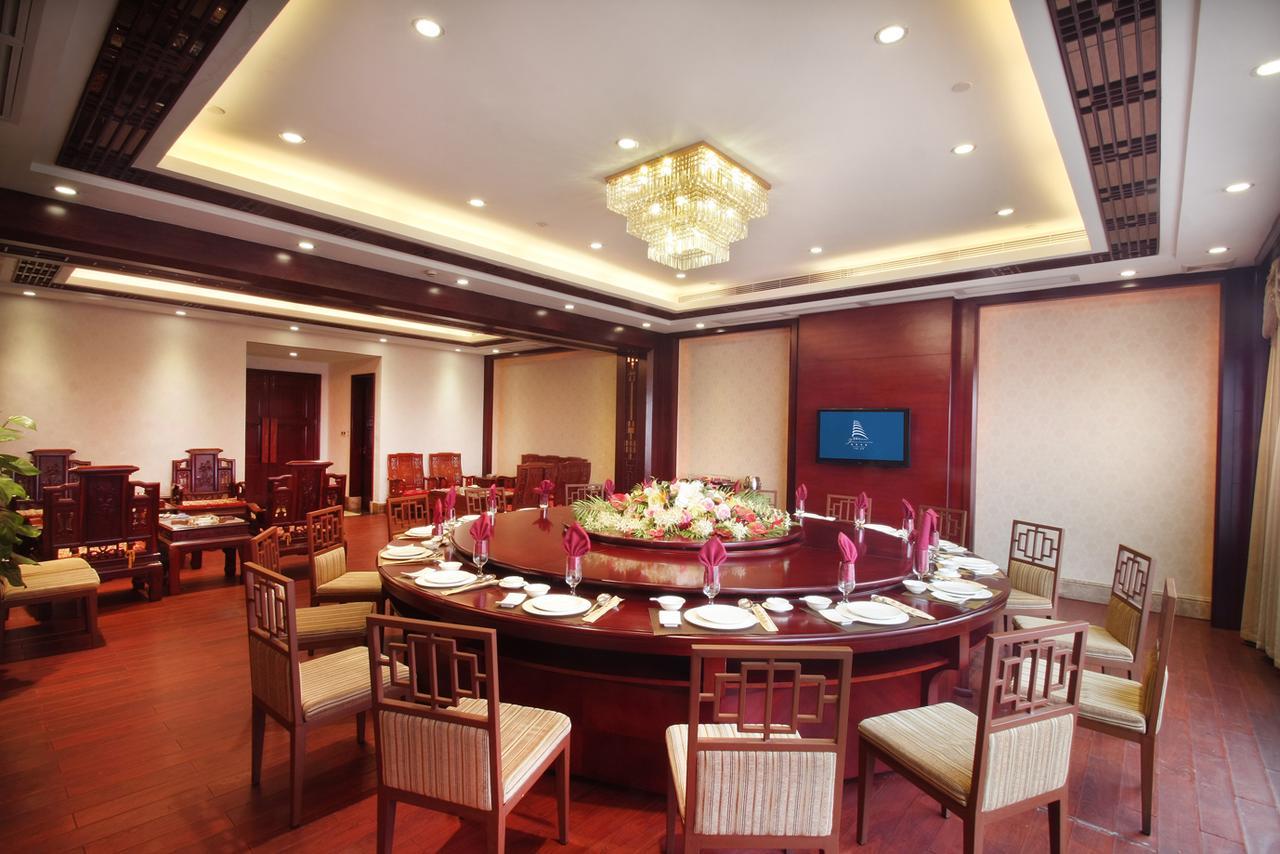 Huizhou Jinhuayue International Hotel Exterior foto