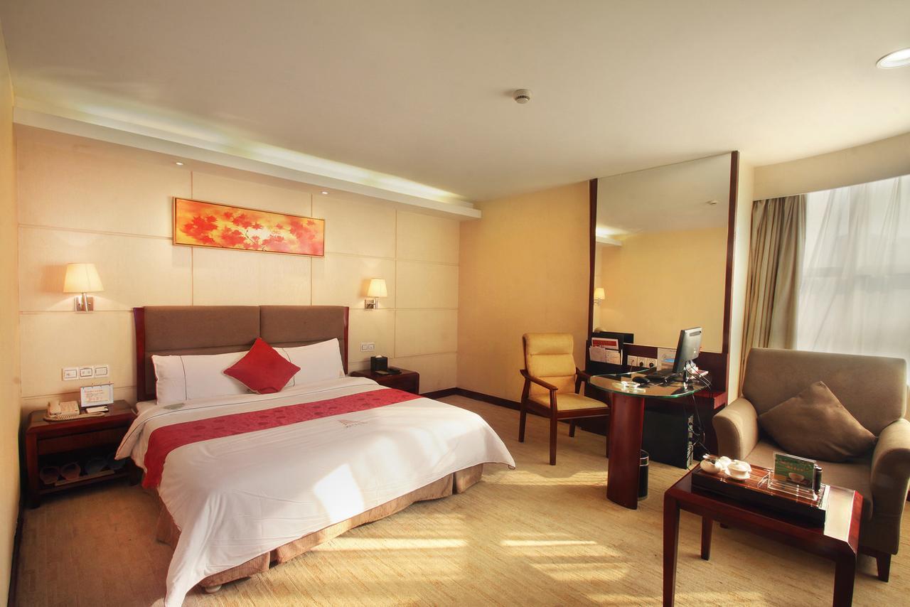 Huizhou Jinhuayue International Hotel Exterior foto