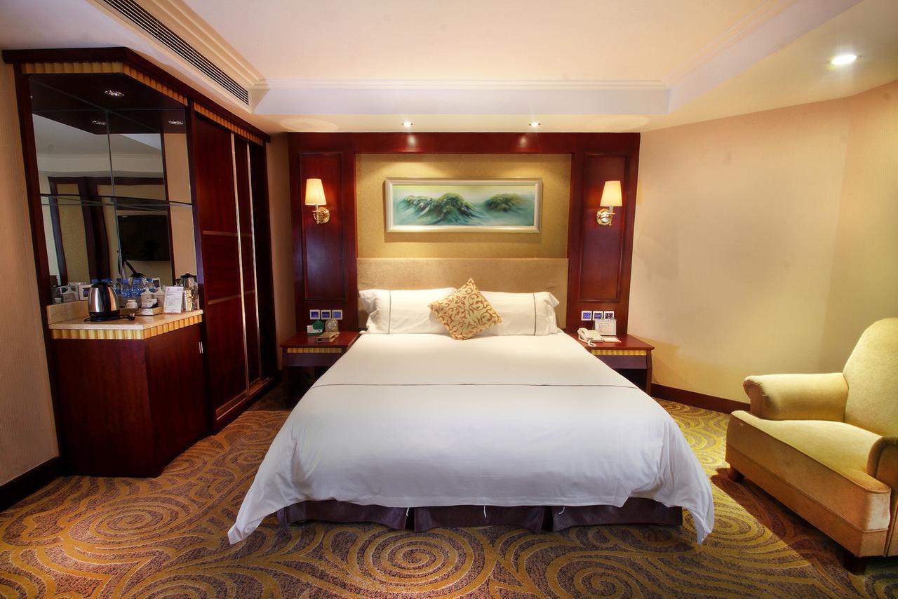 Huizhou Jinhuayue International Hotel Exterior foto