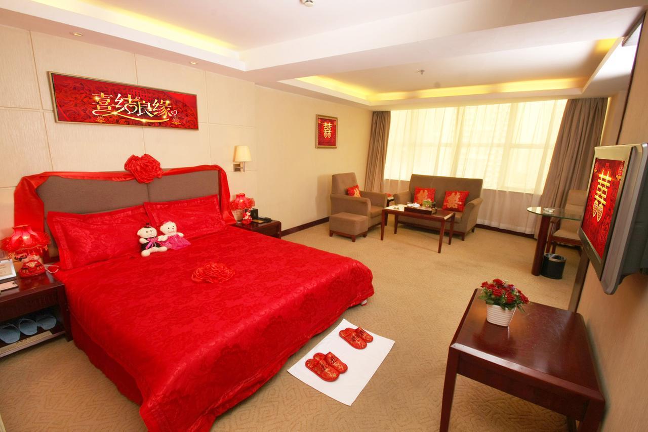 Huizhou Jinhuayue International Hotel Exterior foto