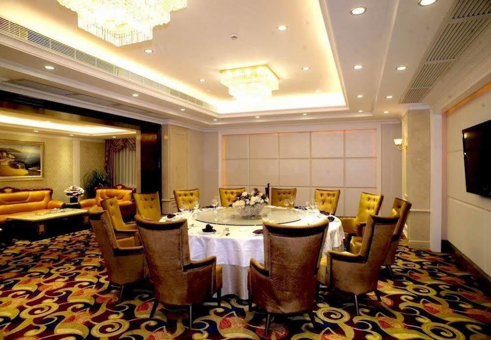 Huizhou Jinhuayue International Hotel Exterior foto