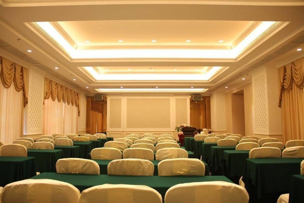 Huizhou Jinhuayue International Hotel Exterior foto